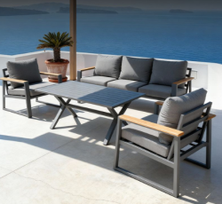 4 פינות ישיבה שיגרמו לכם לא לרצות לעזוב את המרפסת