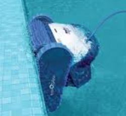 העידן האוטומטי: המדריך המלא לבחירת רובוט לניקוי בריכה – ספלאש אנרג'י